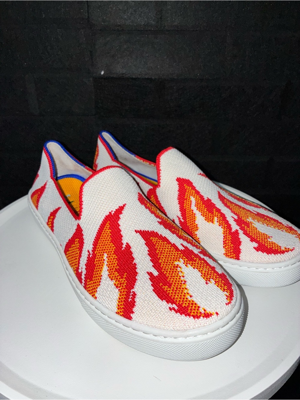Rothy’s Flame Print Knit Slip-On Sneakers Women’s Size 4 | White Red Orange
